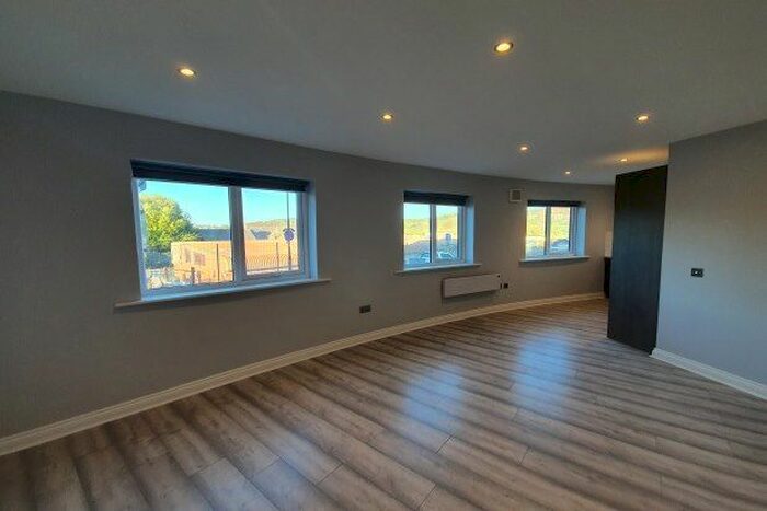 1 Bedroom Flat To Rent In 105 Cuthbert Bank Road, Sheffield S6