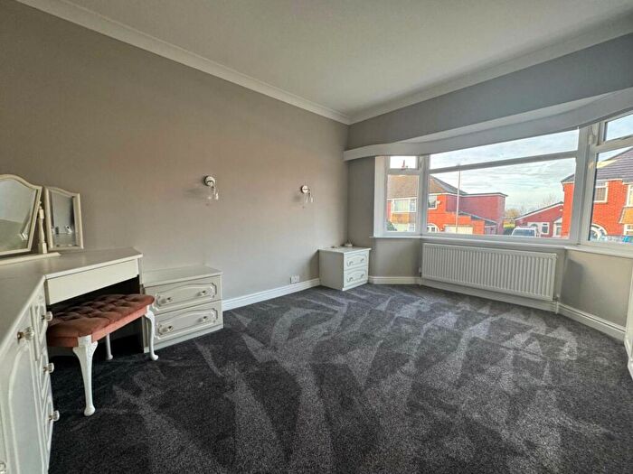 2 Bedroom Detached Bungalow To Rent In Manor Road, Shaw, OL2