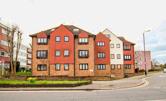 Studio To Rent In Manor Road, Wallington, SM6