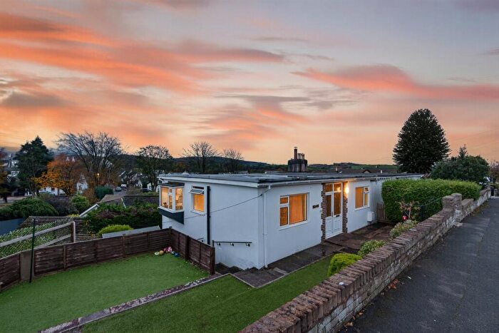 2 Bedroom Bungalow For Sale In Clougha Avenue, Halton, Lancaster, LA2