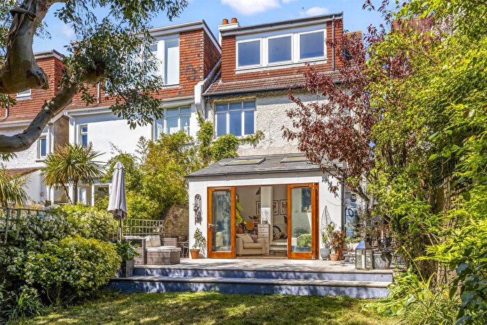 4 Bedroom Property For Sale In Lyndhurst Road, Hove, BN3