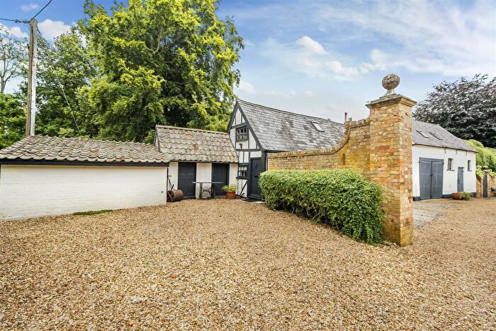 2 Bedroom Cottage To Rent In Church Road, Colmworth, Bedford, MK44