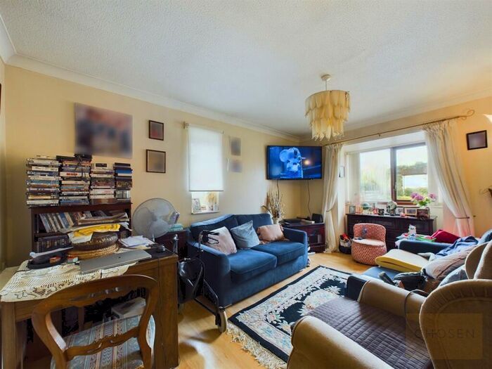 2 Bedroom Retirement Property For Sale In Priory Court, Albemarle Road, Churchdown, Gloucester, GL3