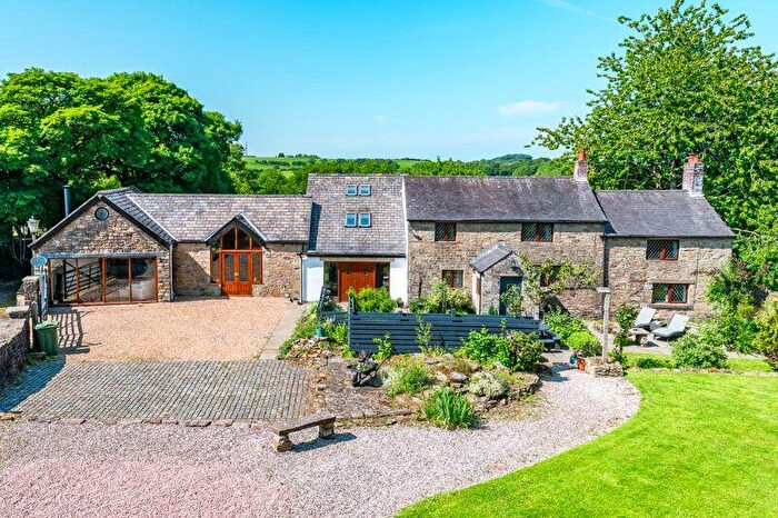 5 Bedroom Farm House For Sale In Trigg Lane, Heapey, PR6