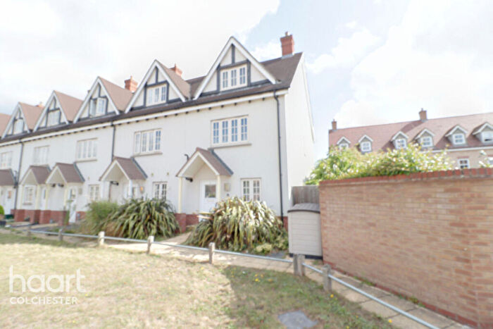 3 Bedroom Town House To Rent In Battalion Walk, Colchester, CO2