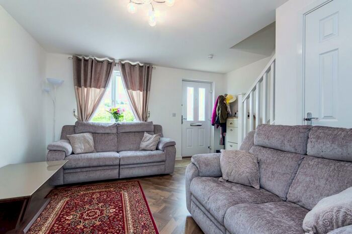 2 Bedroom Property To Rent In Milligan Drive Edinburgh, EH16