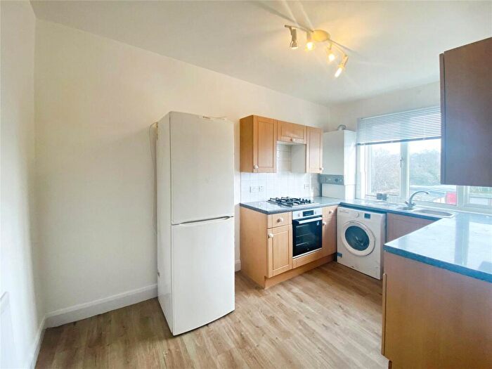 1 Bedroom Flat To Rent In Rose Hill, Sutton, Surrey, SM1