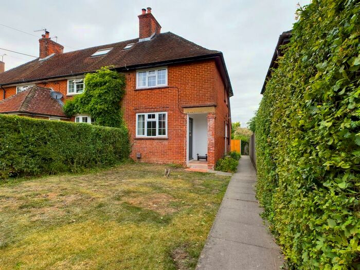 2 Bedroom Character Property To Rent In Little Basing, Lychpit, Basingstoke, RG24