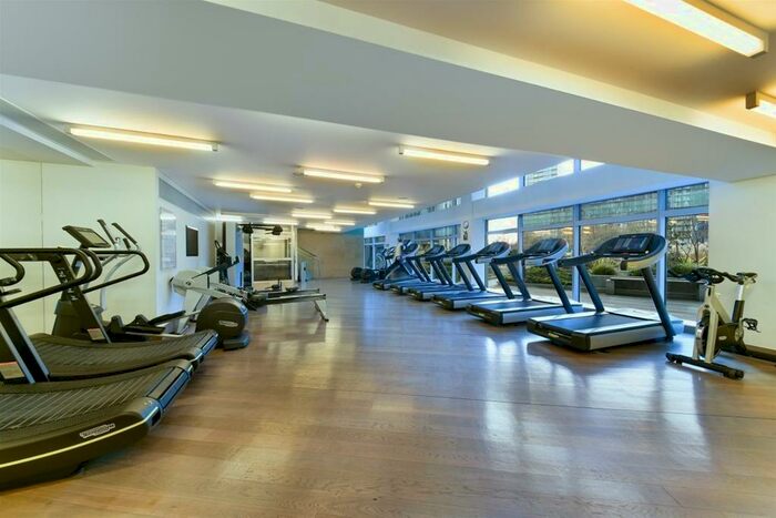 Studio To Rent In Pan Peninsula Square, London, E14