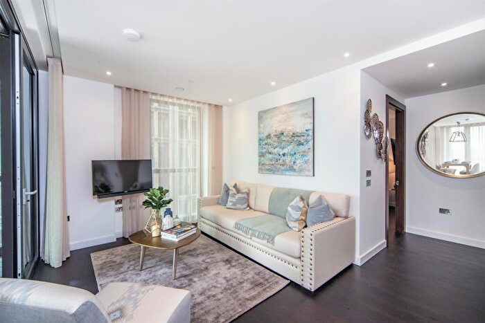 2 Bedroom Apartment To Rent In Charles Clowes Walk, Nine Elms, London, SW11