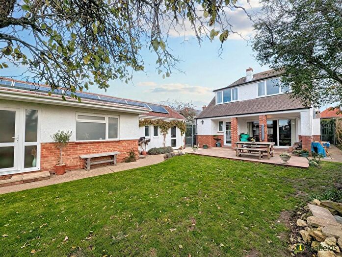 5 Bedroom Detached House For Sale In High Park Road, Ryde, PO33