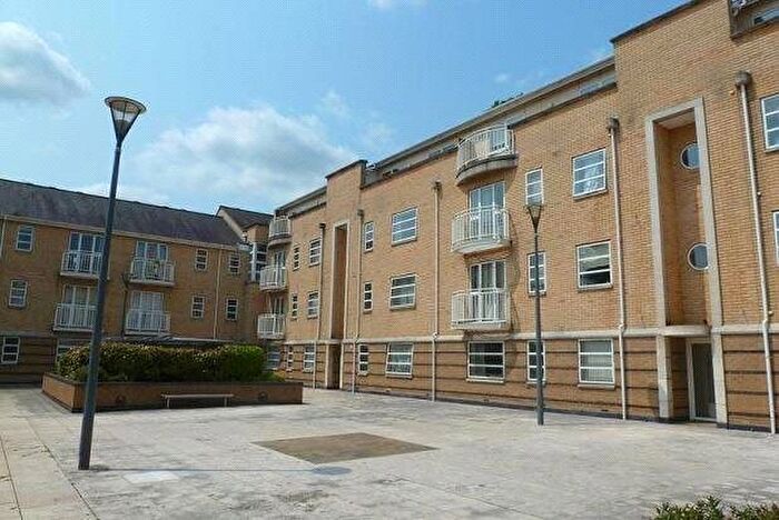 2 Bedroom Flat To Rent In Petersfield Mansions, Mill Road, Cambridge, CB1