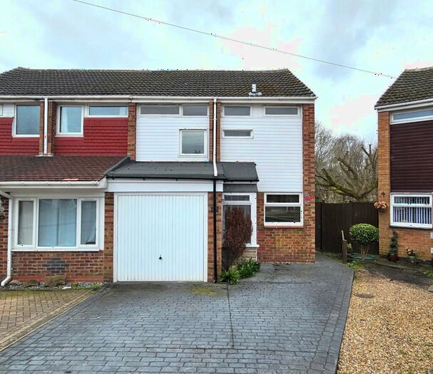 3 Bedroom Semi-Detached House To Rent In The Parklands, Birmingham, West Midlands, B23
