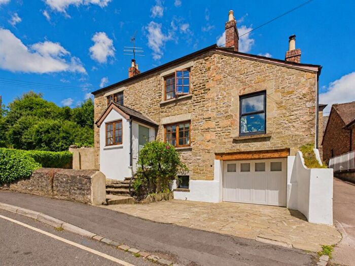 4 Bedroom Detached House For Sale In Hawthorns Road, Drybrook, GL17