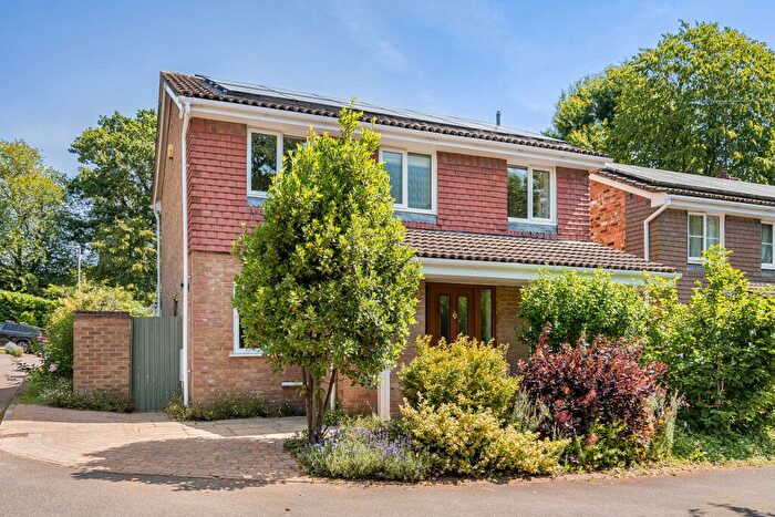 4 Bedroom Detached House For Sale In Copper Beeches, Welwyn, Hertfordshire, AL6