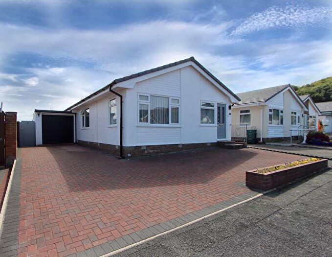 2 Bedroom Detached Bungalow For Sale In Tan Rhiw, Penrhyn Bay, LL30