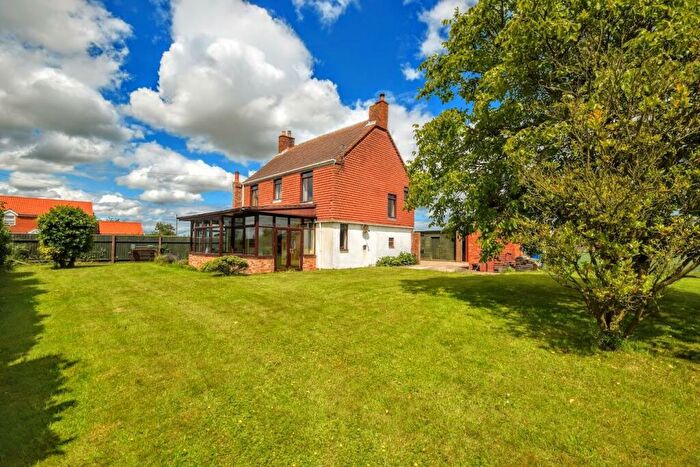 4 Bedroom Detached House For Sale In Main Road, Saltfleetby, LN11