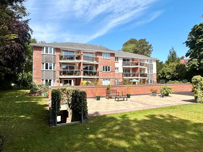2 Bedroom Apartment For Sale In Portarlington Road, Westbourne, BH4