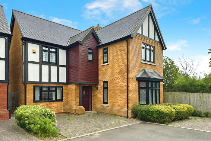 5 Bedroom Detached House For Sale In Rose Court, Wolverton, Milton Keynes, MK12