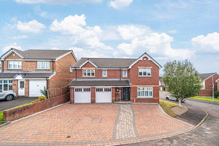 5 Bedroom Villa For Sale In Michael Nairn Grove, Kirkcaldy, KY2