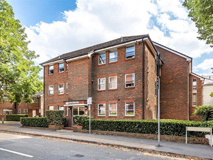 1 Bedroom Apartment To Rent In Grove Road, Surbiton, KT6