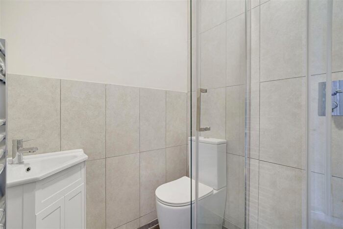1 Bedroom Flat For Sale In New King's Road, London, SW6