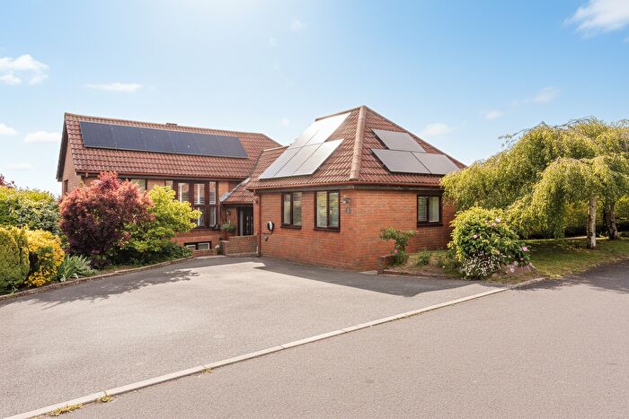 4 Bedroom Detached House For Sale In Cabot Rise, Portishead, BS20