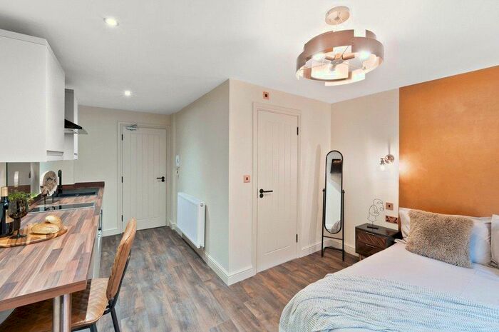 Studio To Rent In D High Street, Hucknall, Nottingham, Nottinghamshire, NG15