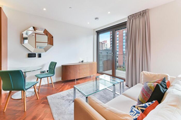 Apartment To Rent In Ambassador Building, Embassy Gardens, London, SW11