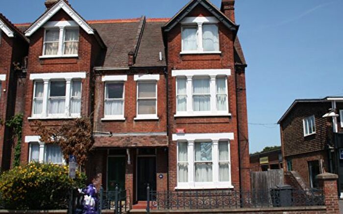 2 Bedroom Flat To Rent In Wincheap, Canterbury, CT1