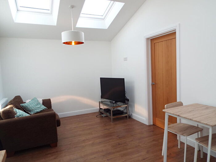 1 Bedroom Flat To Rent In Meadow Road, Bromsgrove, B61