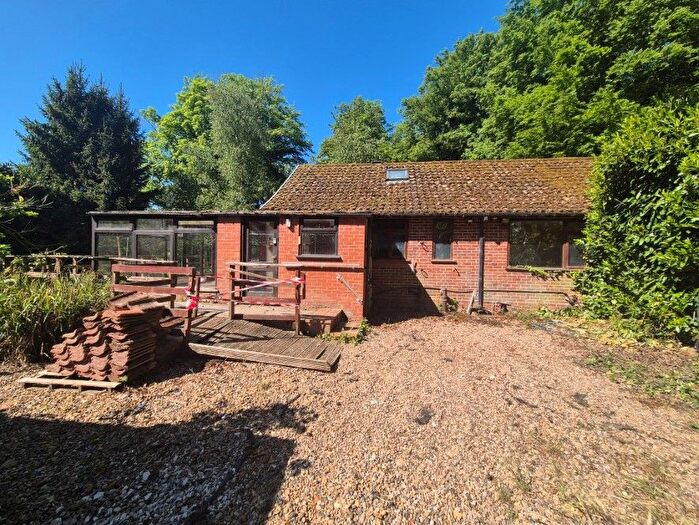 2 Bedroom Bungalow For Sale In Wroxham Road, Coltishall, Norwich, Norfolk, NR12