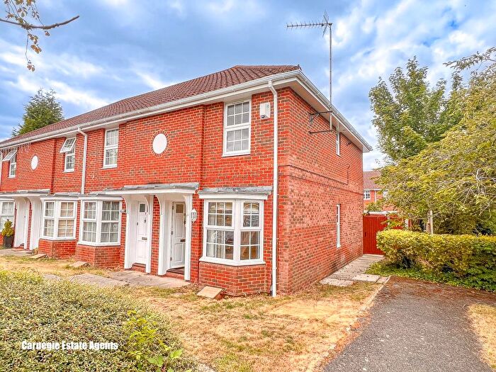 2 Bedroom Semi-Detached House To Rent In Longcroft Gardens, Welwyn Garden City, AL8