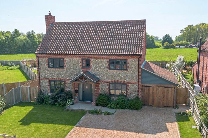 4 Bedroom Detached House For Sale In St Peter Drive, Weasenham, PE32