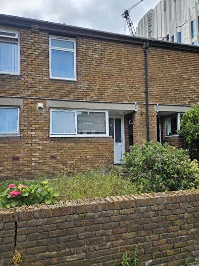 4 Bedroom Property To Rent In Fleet Square, London, WC1X