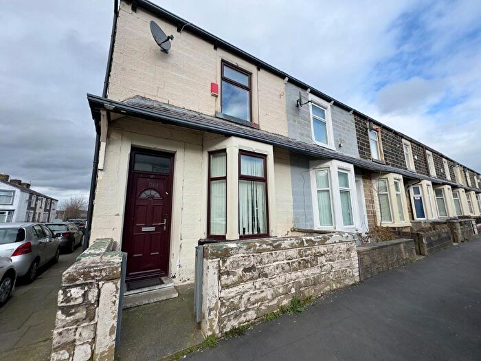 3 Bedroom End Terrace House For Sale In Murray Street, Burnley, BB10