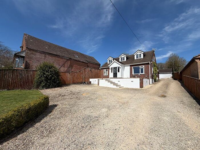 5 Bedroom Bungalow For Sale In East Gomeldon Road, Gomeldon, Salisbury, SP4