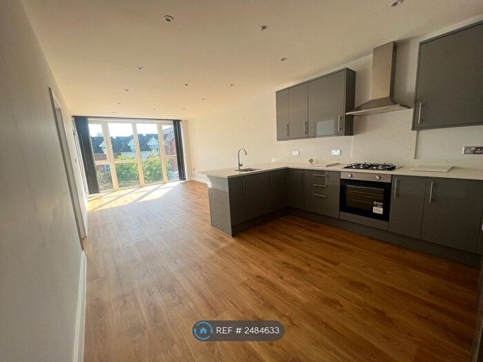 2 Bedroom Flat To Rent In Goldsworth Road, Woking, GU21