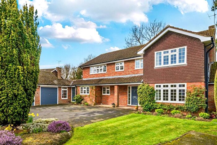 5 Bedroom Detached House For Sale In Manor Close, Penn, HP10