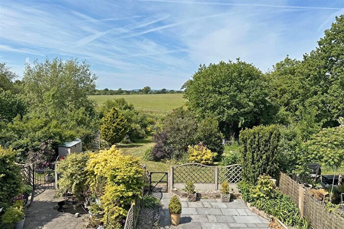 3 Bedroom Terraced House For Sale In Park View Road, Redhill, RH1