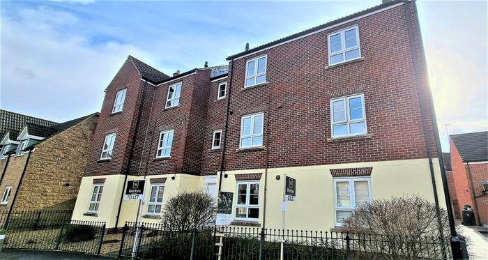 2 Bedroom Flat To Rent In Kingfisher Avenue, Gillingham, Dorset. Popular Location., SP8