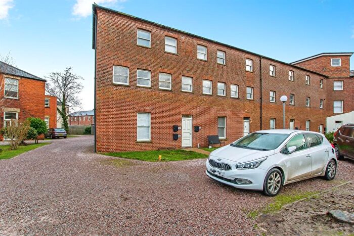 1 Bedroom Flat For Sale In Orchard Park, Holbeach, Spalding, PE12