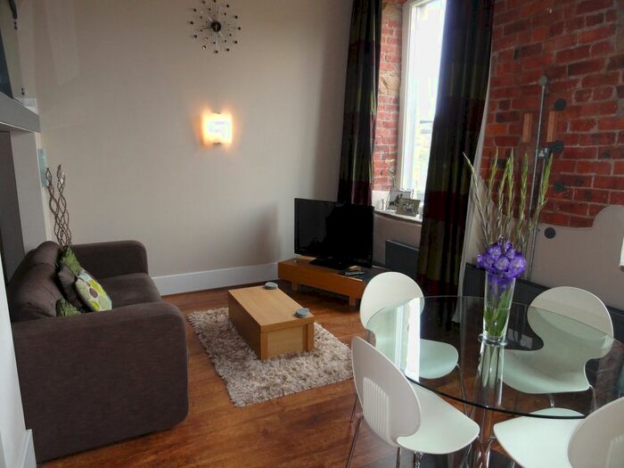 1 Bedroom Flat To Rent In Ledgard Wharf, Mirfield, WF14