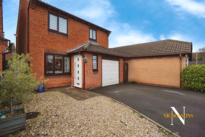 3 Bedroom Detached House For Sale In Welham Grove, Retford, Nottinghamshire, DN22