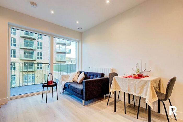 1 Bedroom Flat To Rent In Astell Road, London, SE3