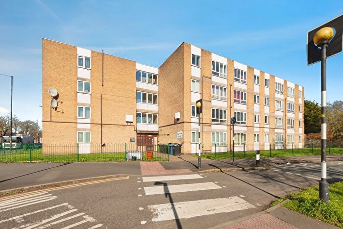 1 Bedroom Flat For Sale In Olton Boulevard East, Birmingham, West Midlands, B27