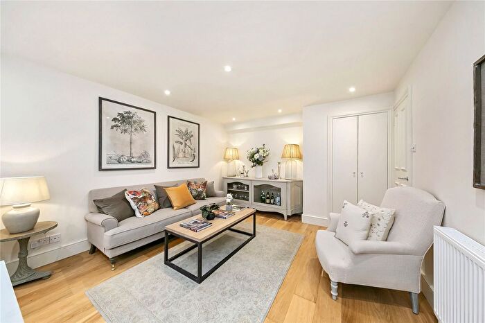 2 Bedroom Flat To Rent In Church Road, Richmond, TW10