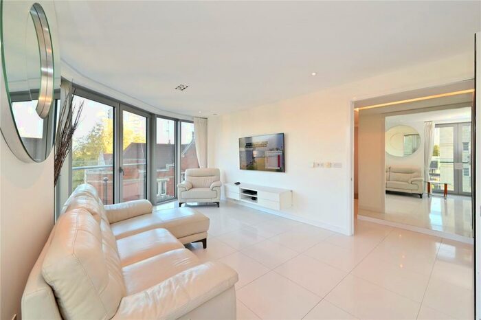 2 Bedroom Apartment To Rent In Osnaburgh Street, Regents Park, London, NW1