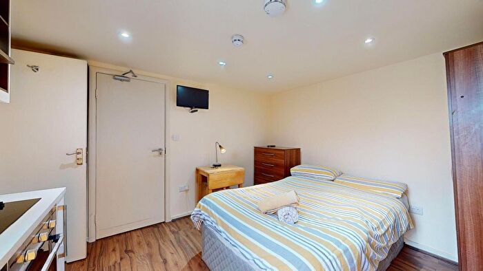 Studio To Rent In Balmoral Road, London, NW2
