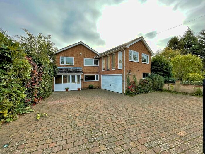 5 Bedroom Detached House To Rent In Stratford Drive, Wootton, Northampton NN4
